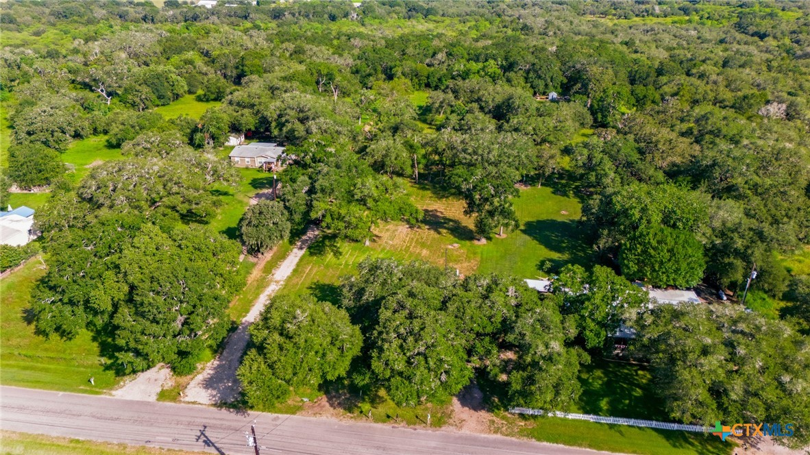 main property photo 11