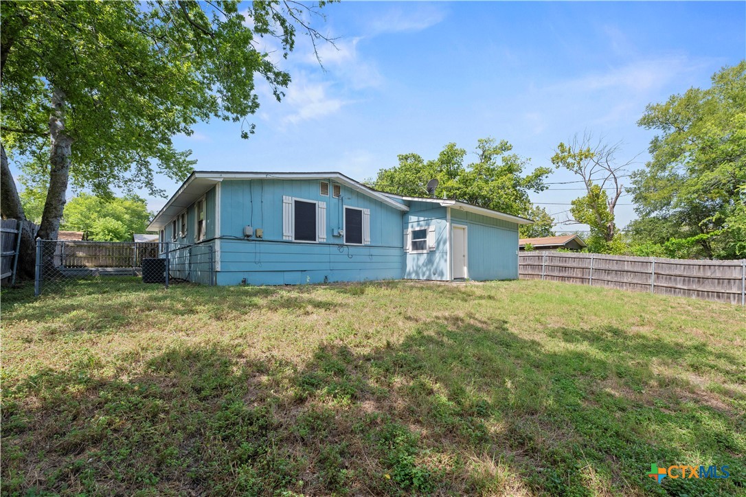 main property photo 23
