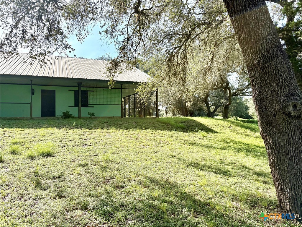 main property photo 9
