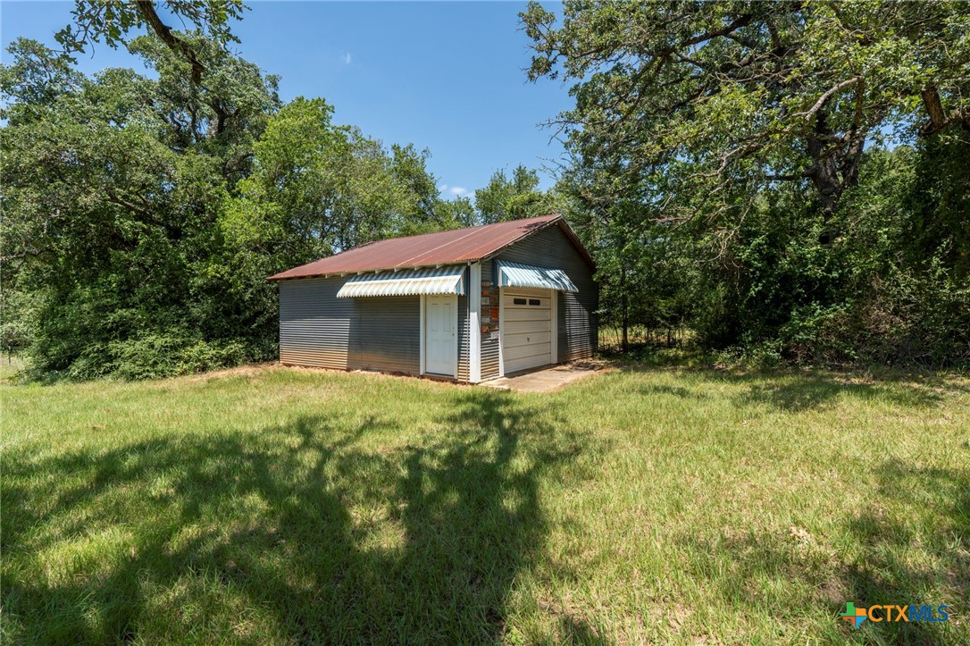 main property photo 23
