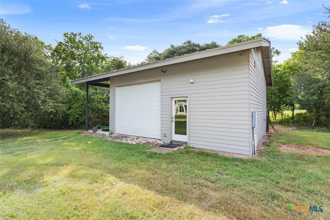 main property photo 39