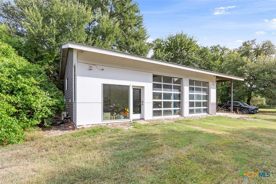main property photo 41