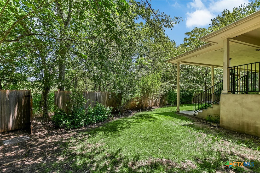 main property photo 22