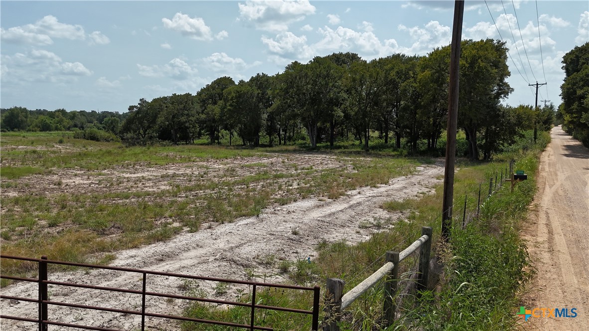 main property photo 6