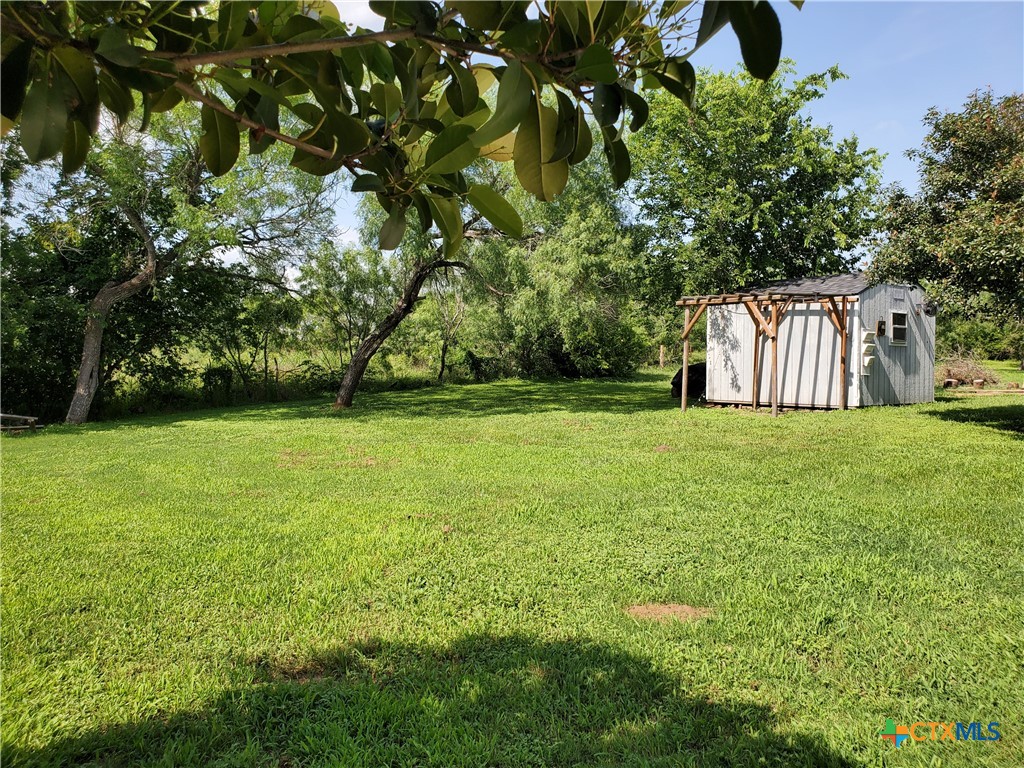 main property photo 13