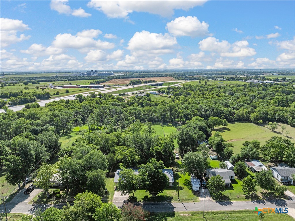 main property photo 33