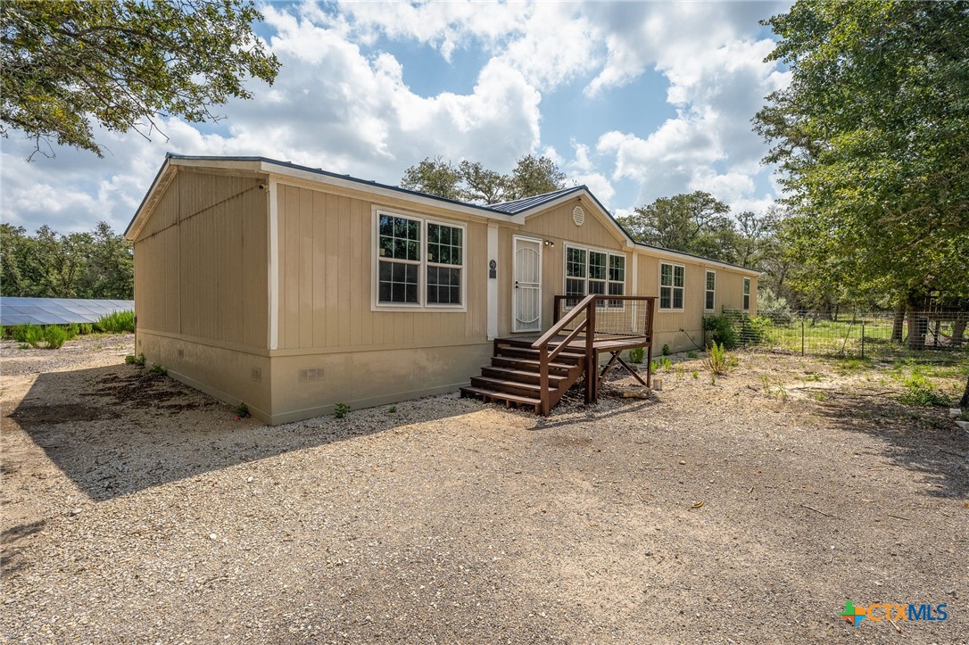 main property photo 0