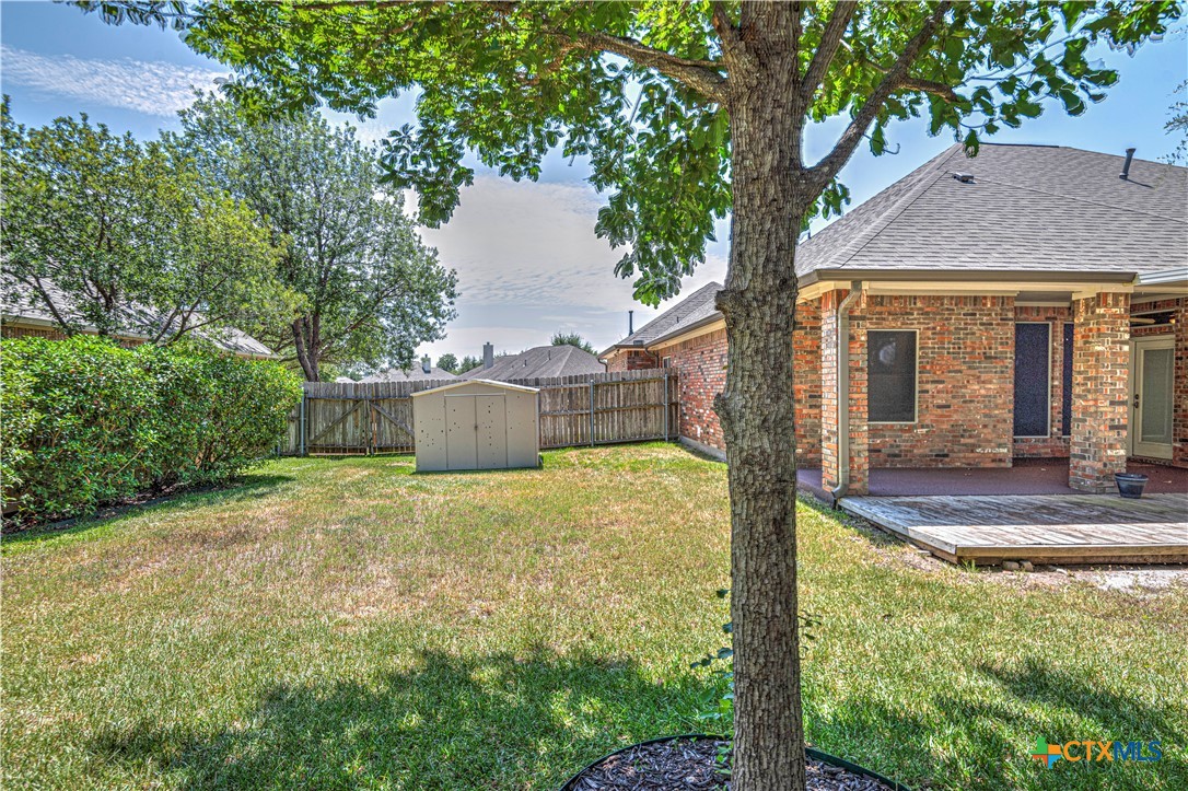 main property photo 45