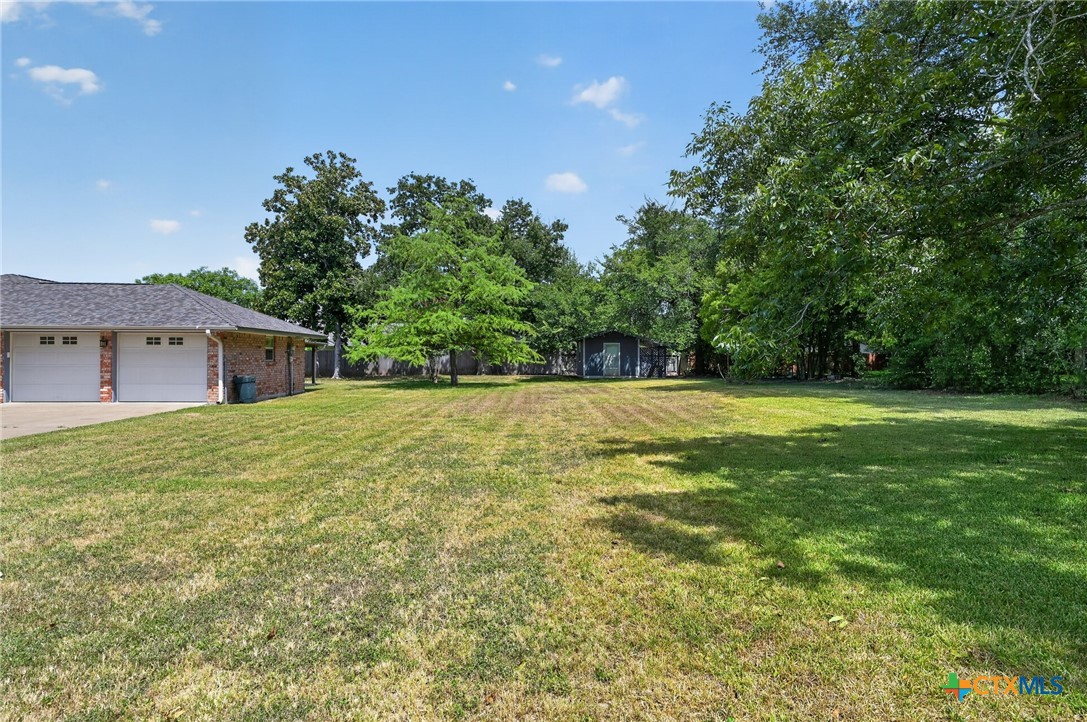 main property photo 26