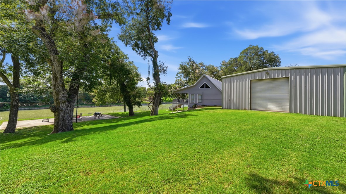 main property photo 33