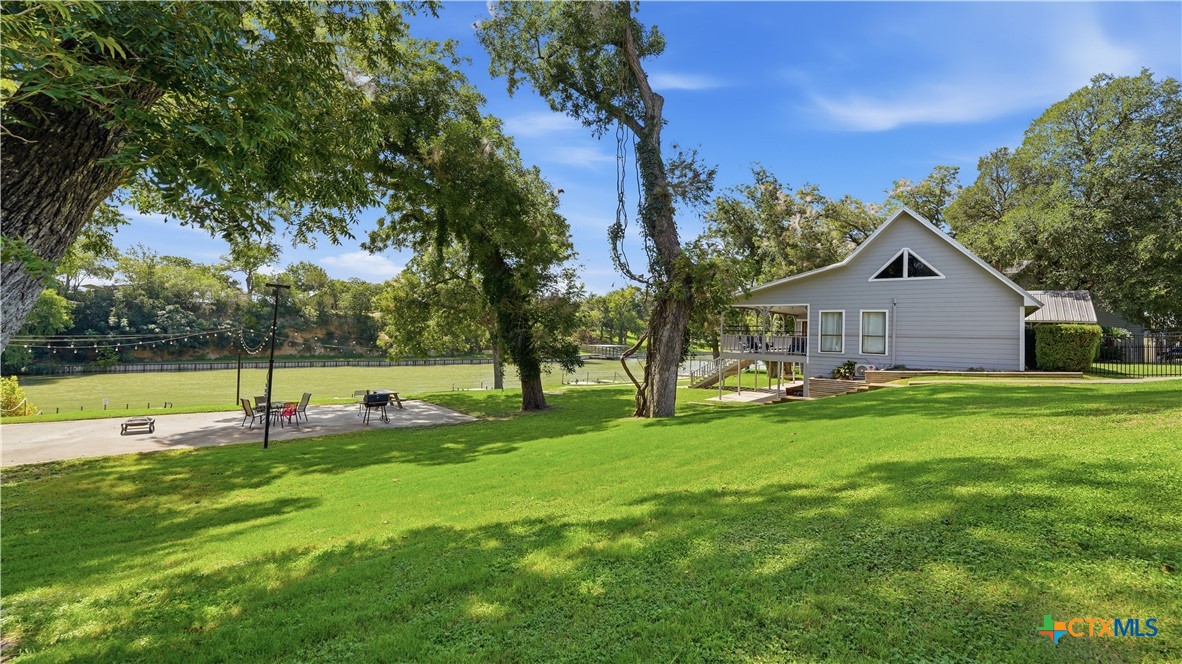 main property photo 34