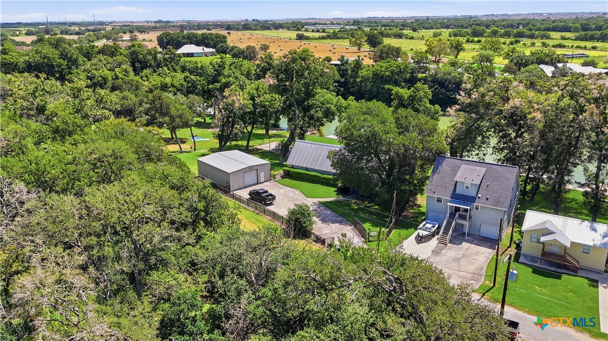 main property photo 39