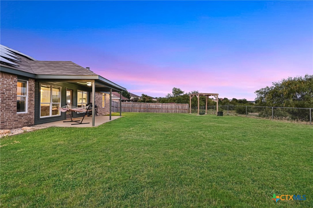 main property photo 29