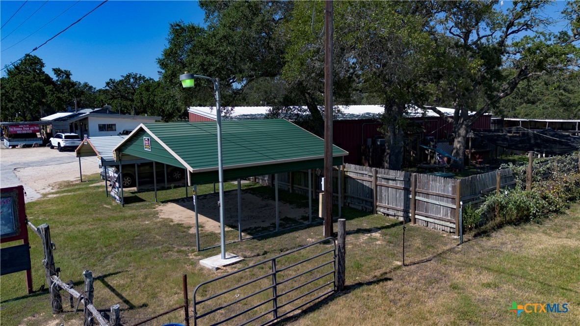 main property photo 41