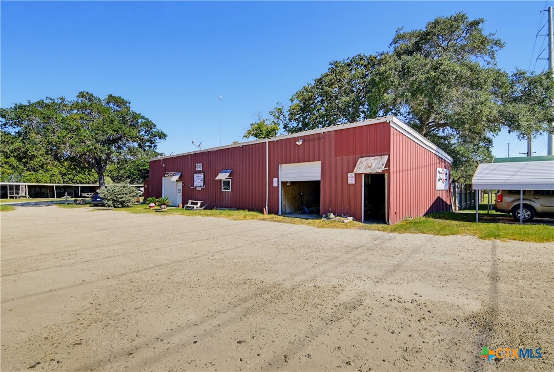 main property photo 8