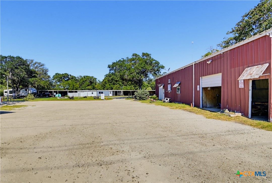 main property photo 9