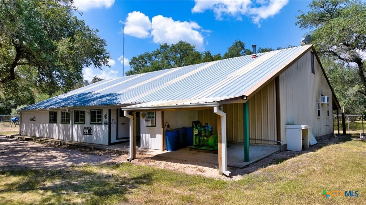 main property photo 39