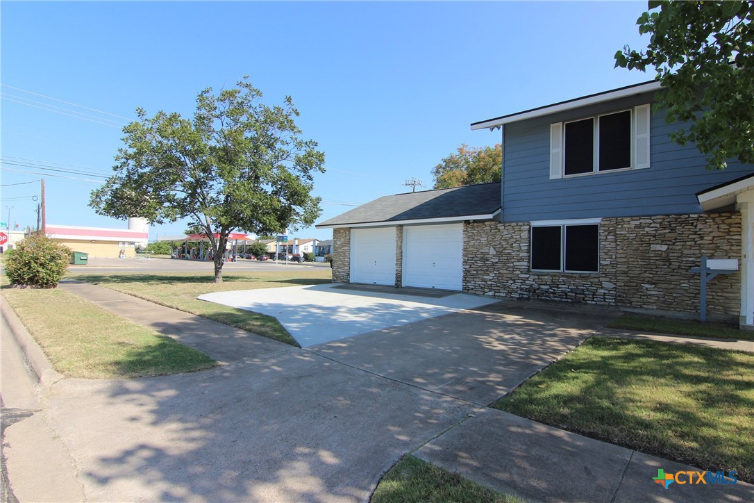 main property photo 27