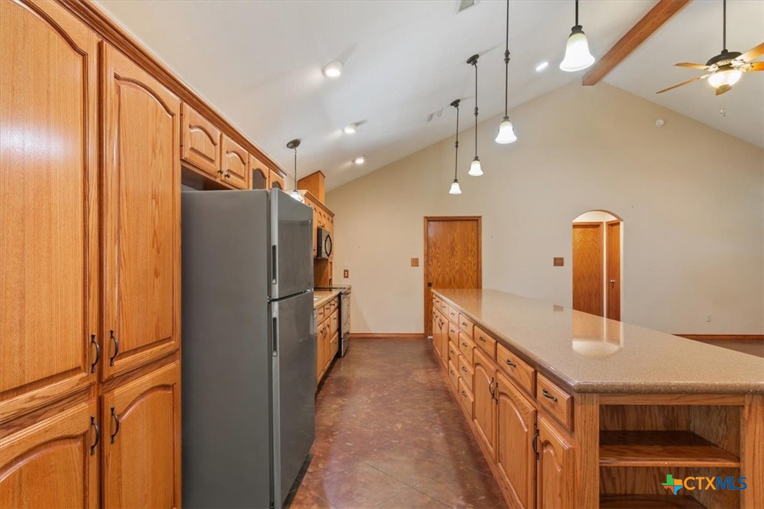 main property photo 17