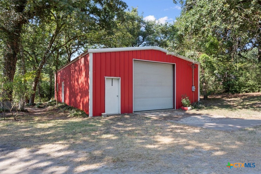 main property photo 31