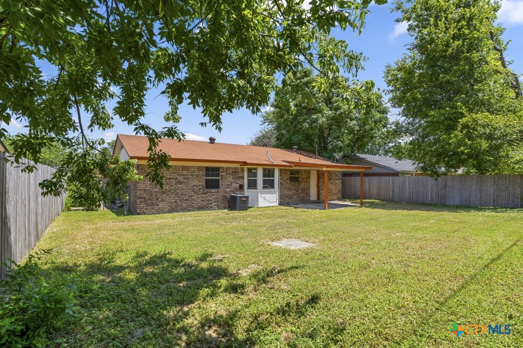 main property photo 30