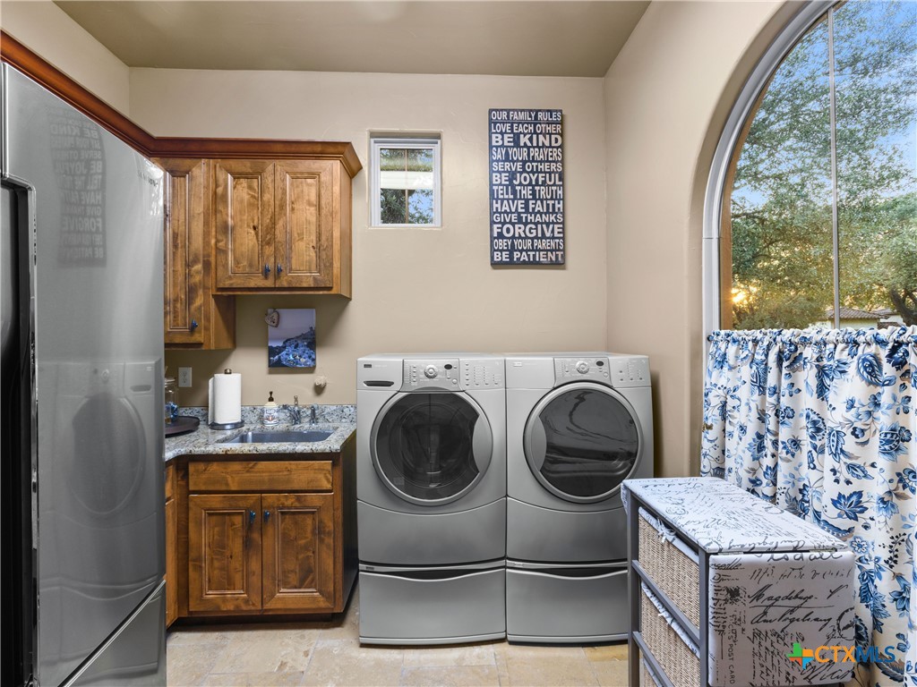main property photo 37