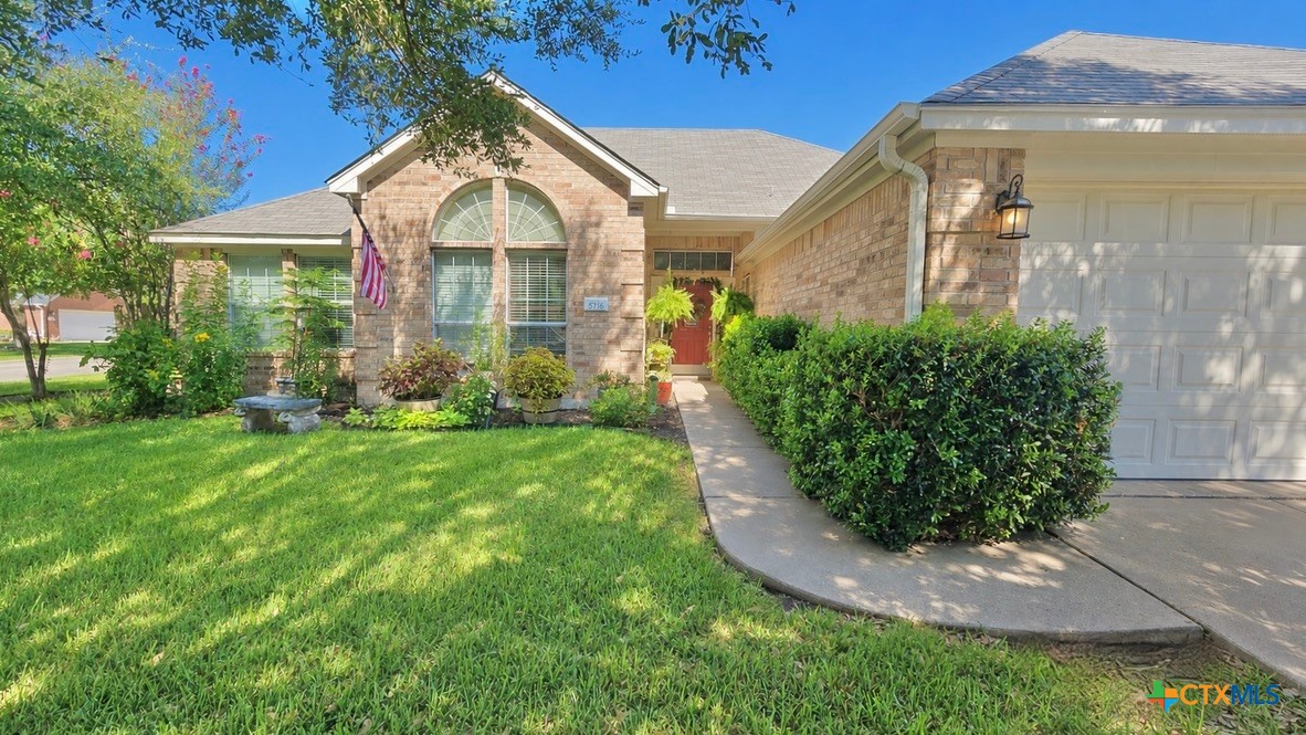 main property photo 0