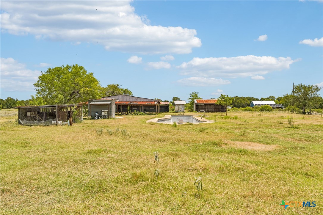 main property photo 17