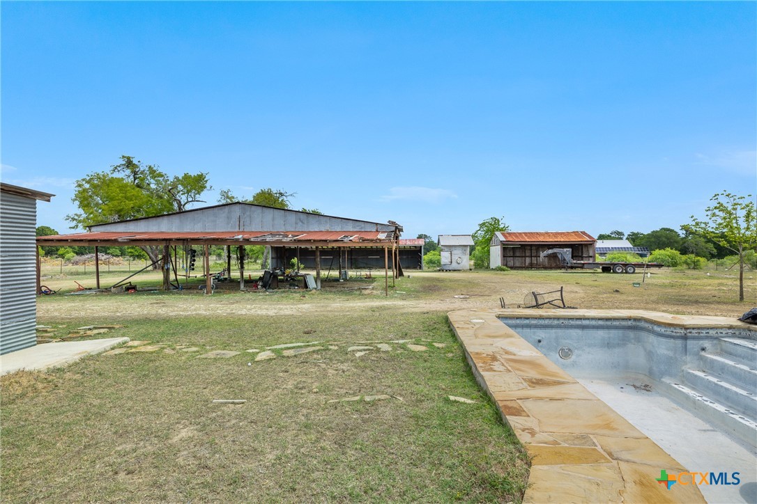 main property photo 18