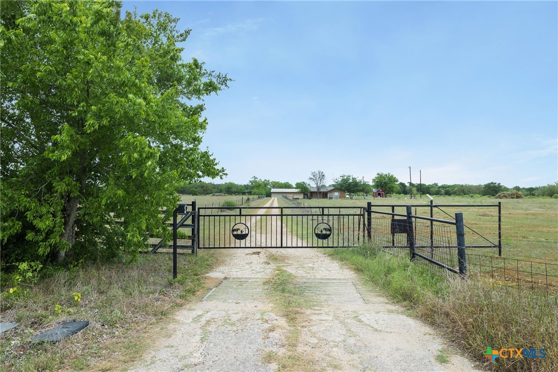 main property photo 27