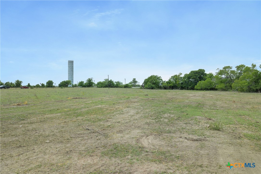 main property photo 29