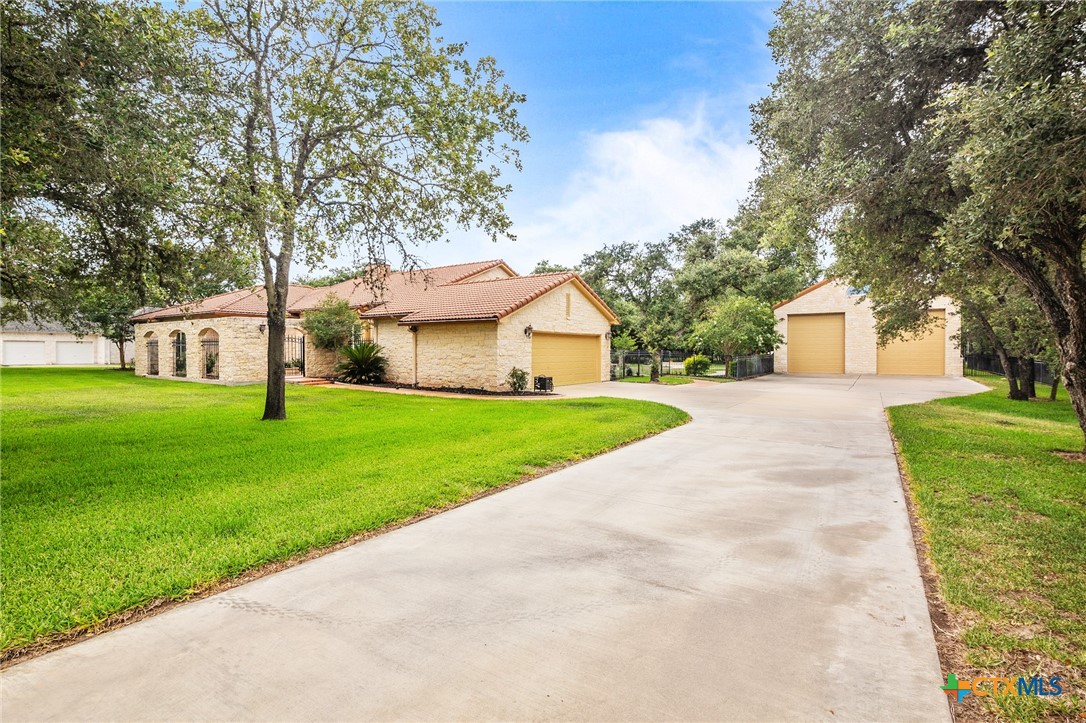 main property photo 44