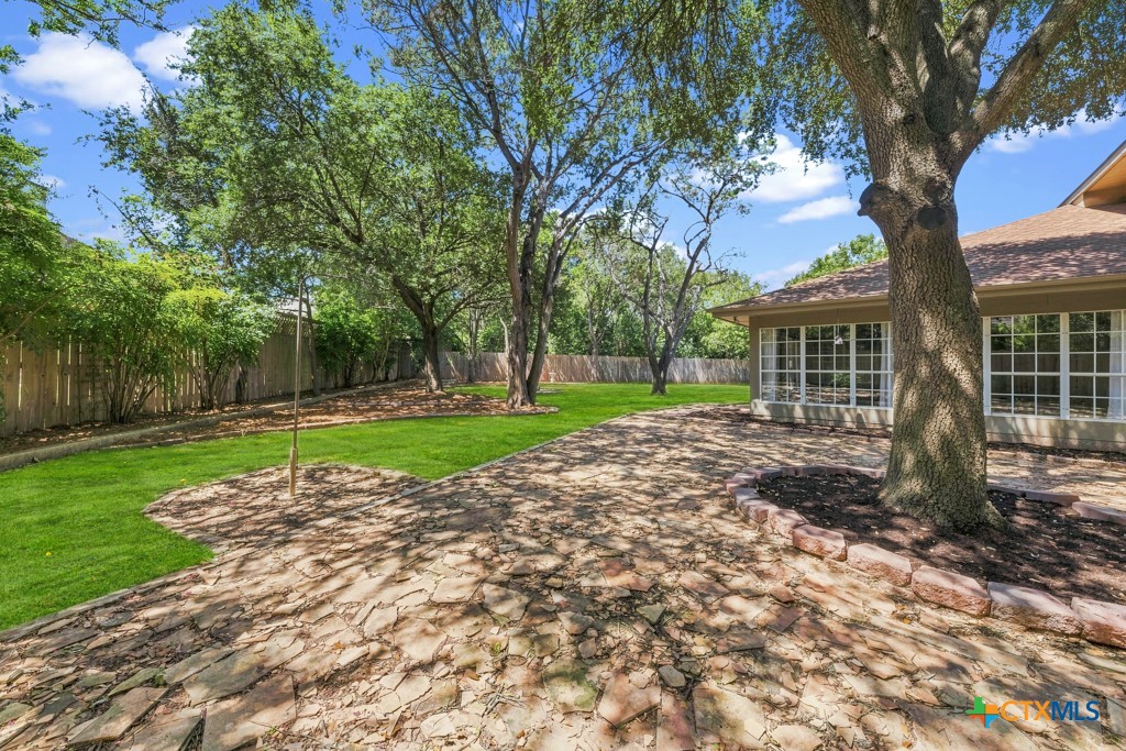 main property photo 43