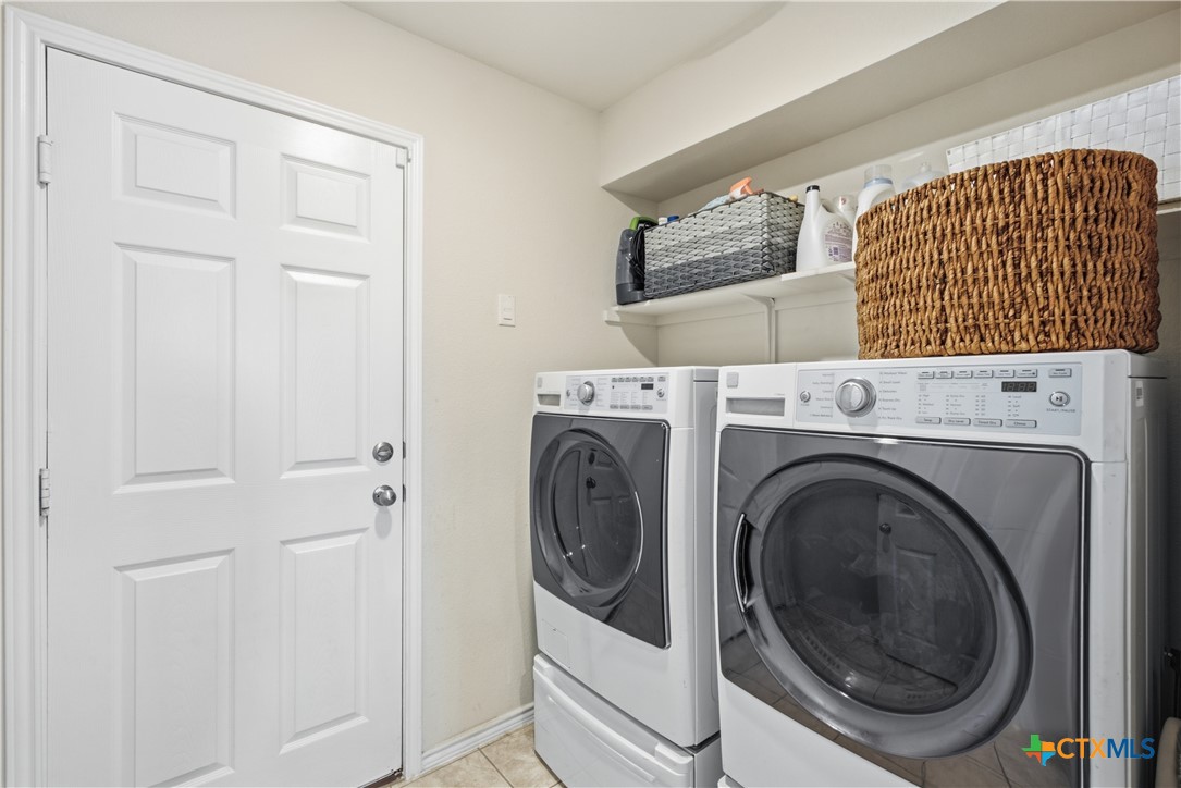 main property photo 18