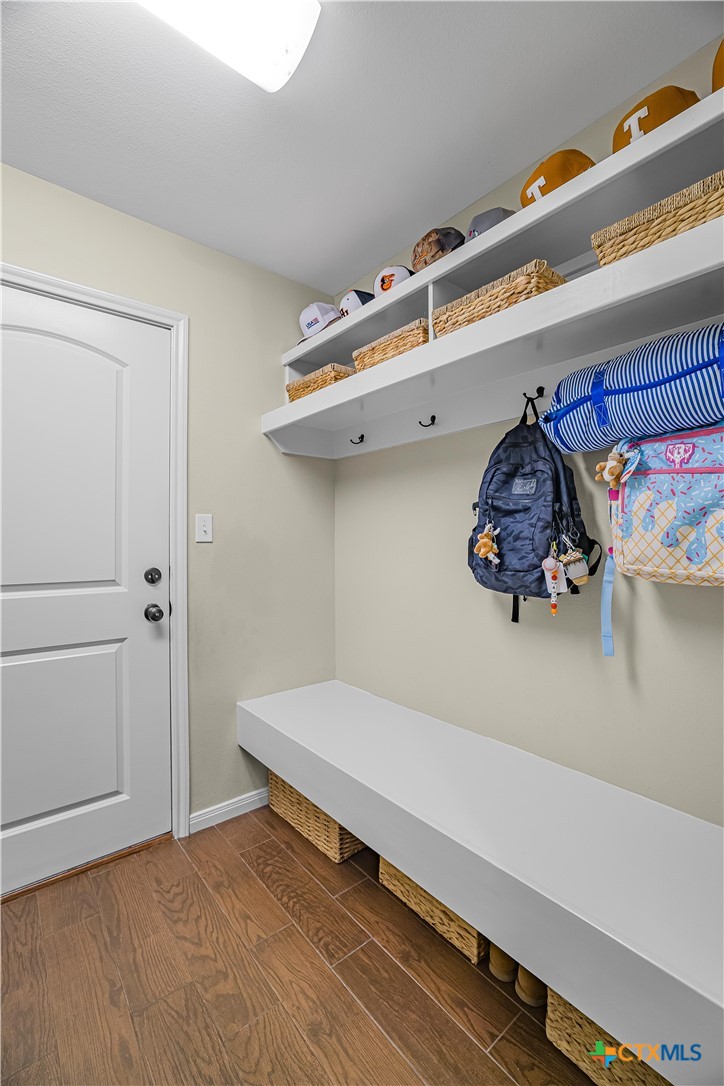 main property photo 15