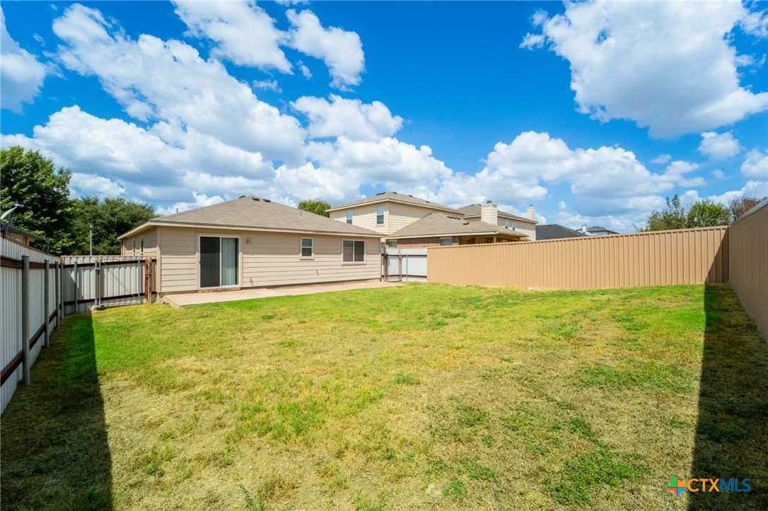 main property photo 10