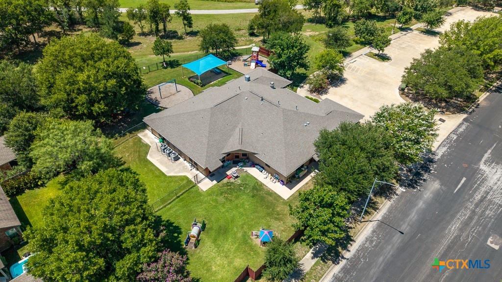 main property photo 8