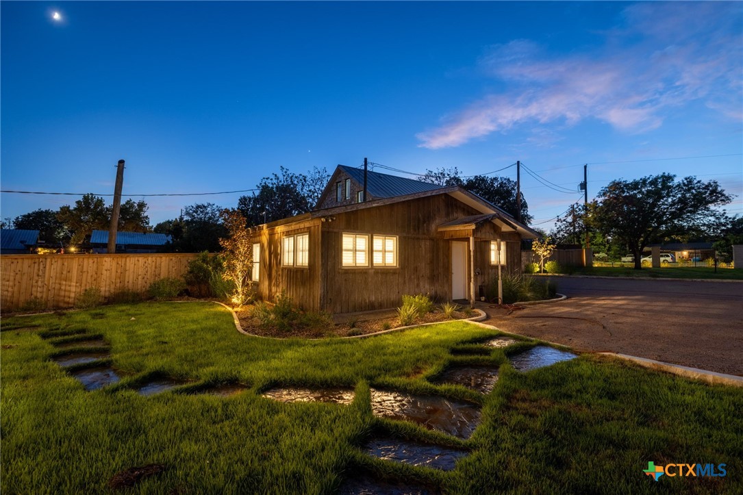 main property photo 26