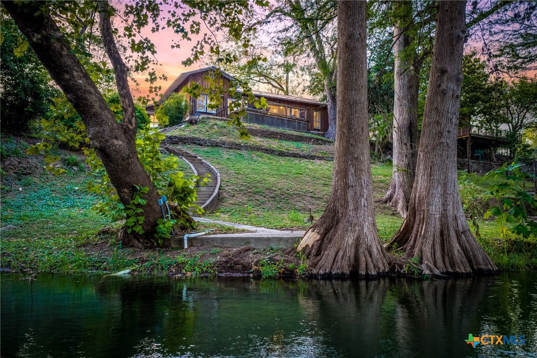 main property photo 39