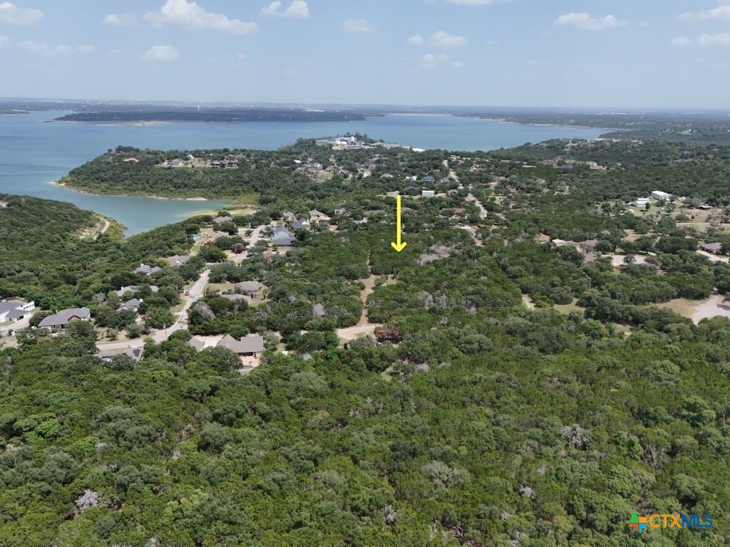 main property photo 10