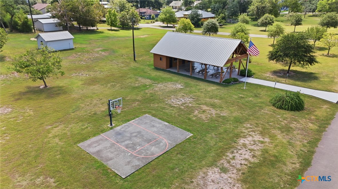 main property photo 35