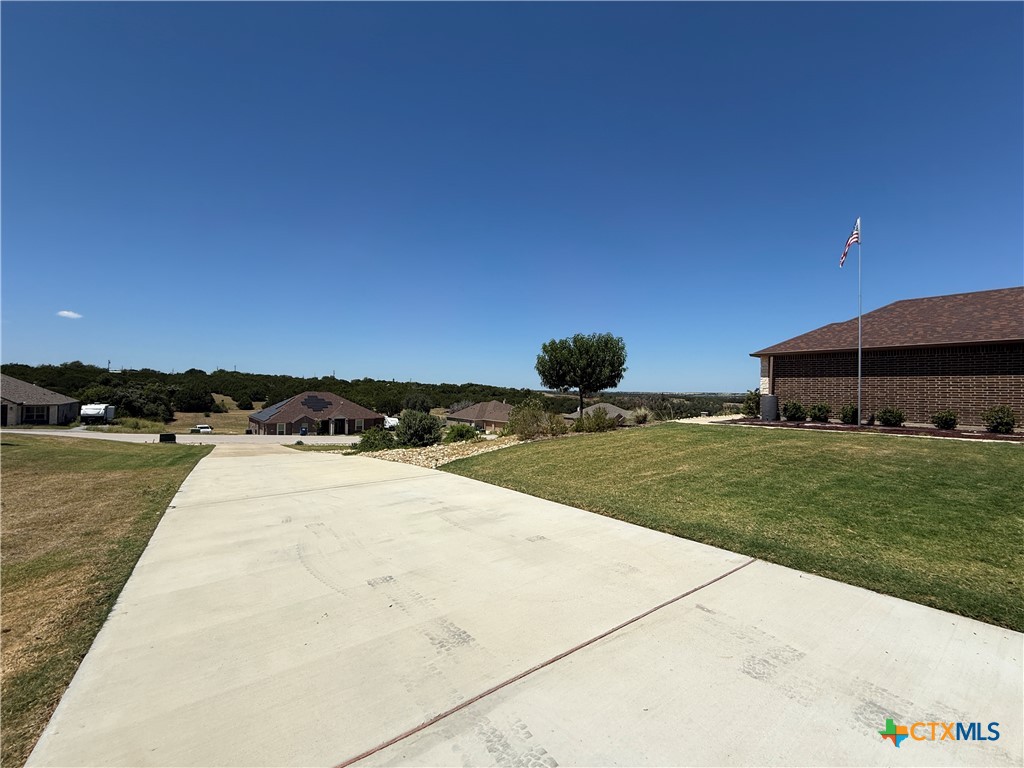 main property photo 41
