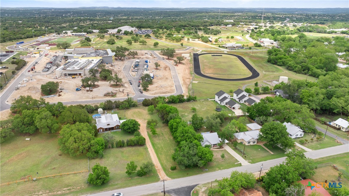 main property photo 13