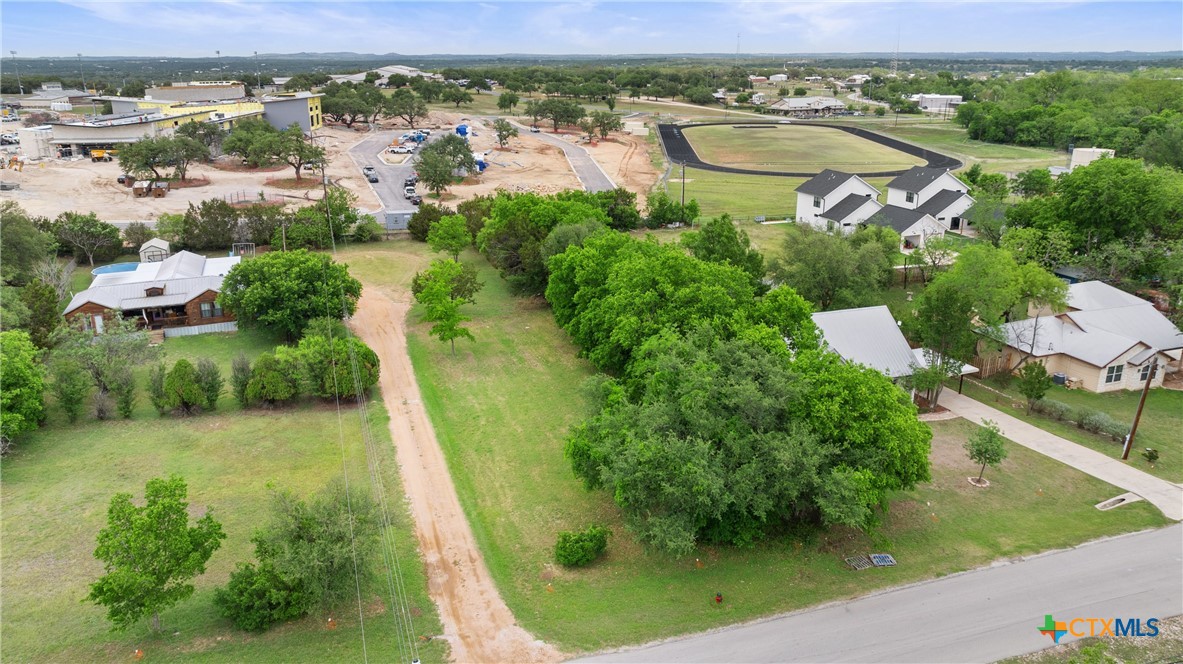 main property photo 17