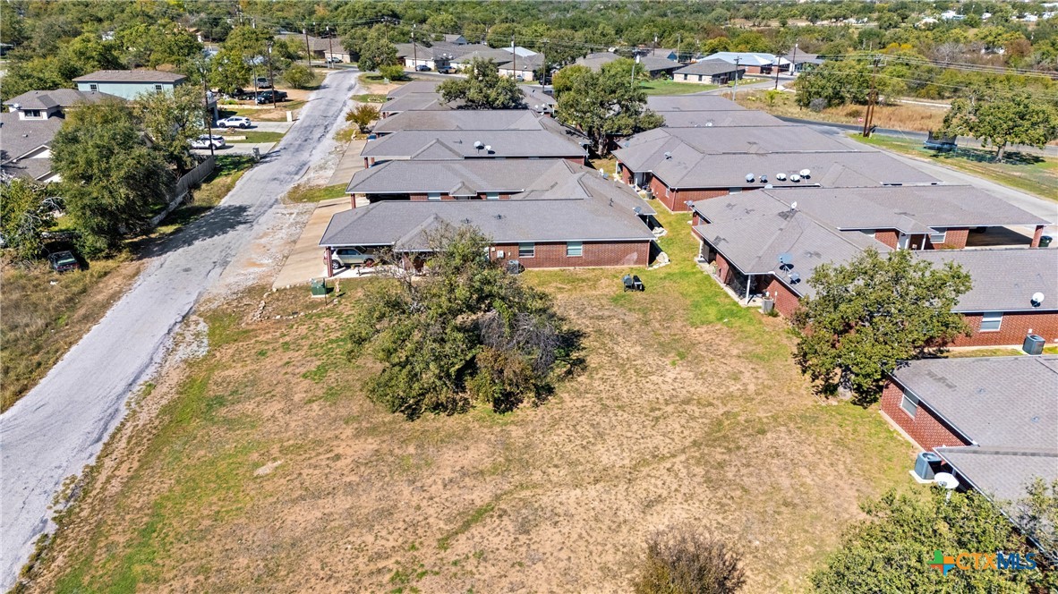 main property photo 11