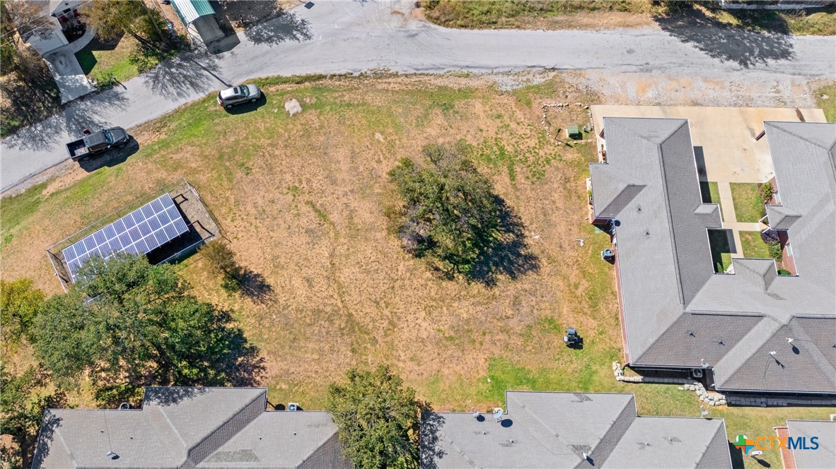 main property photo 16