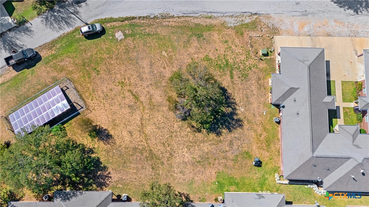 main property photo 17