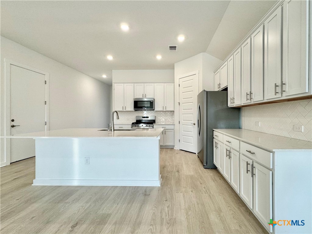 property viewer photo 11
