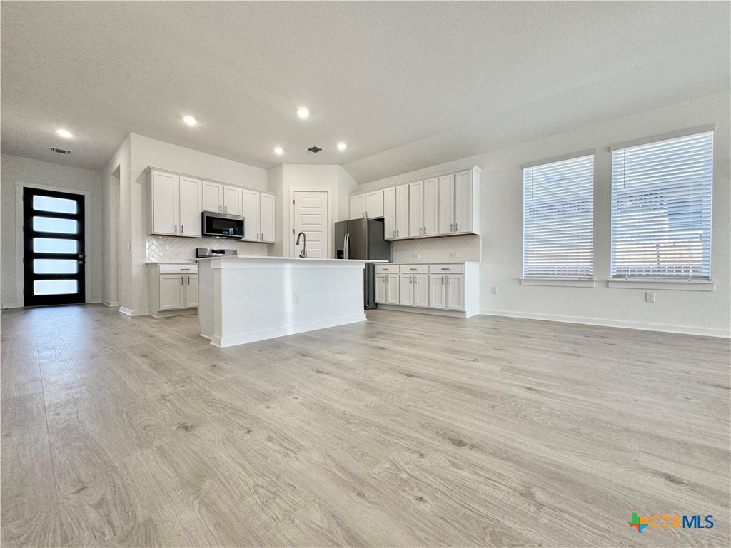 property viewer photo 14