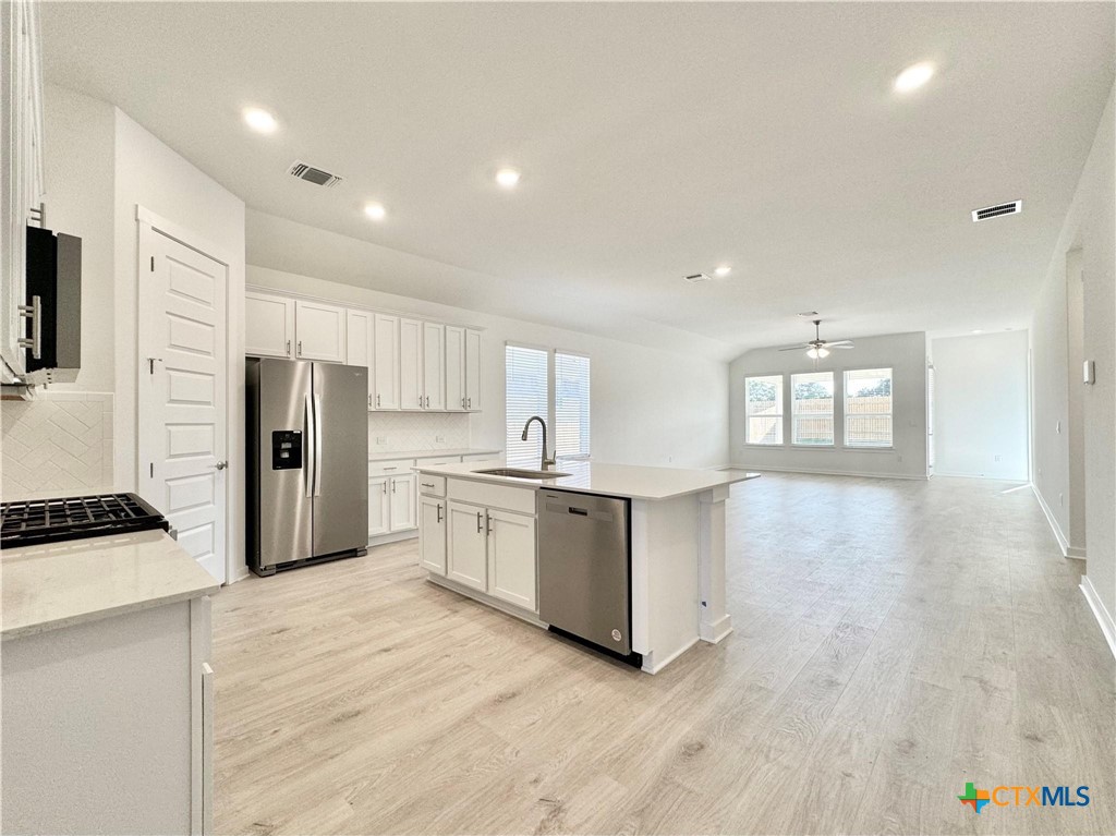 property viewer photo 16